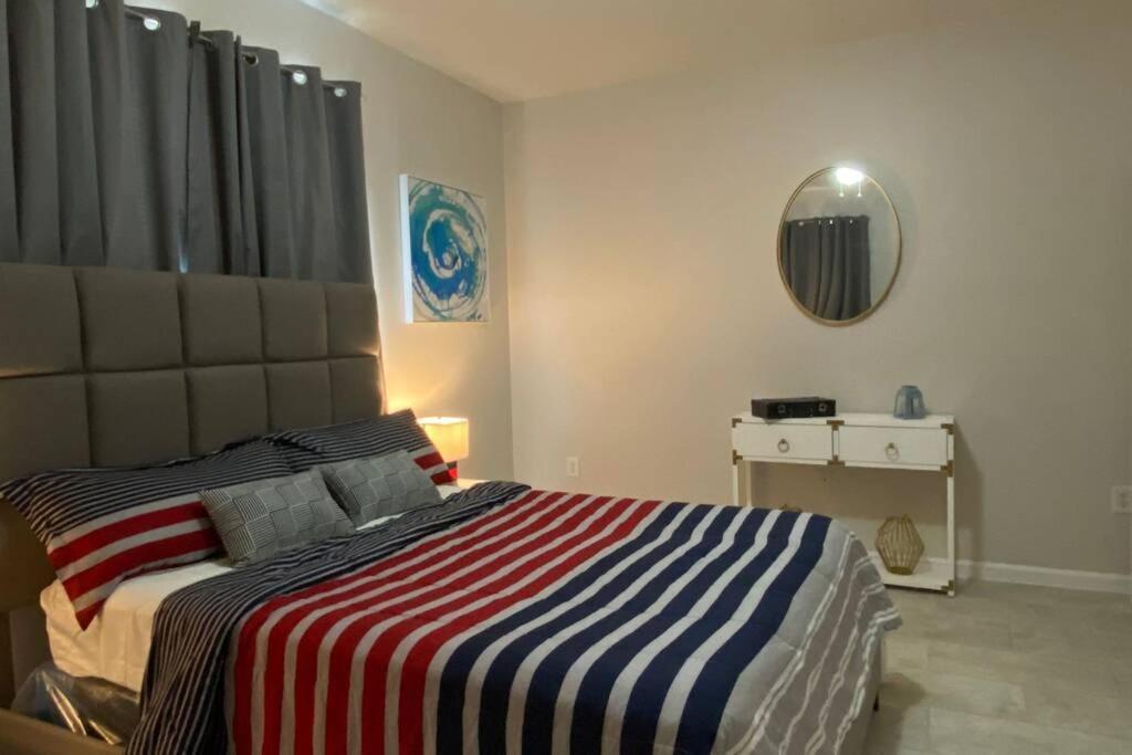 Luxury And Vintage Space To Enjoy Your Vacation!! Киссимми Экстерьер фото